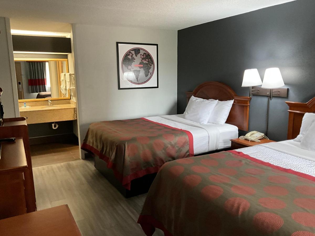 מלון Ramada By Wyndham מאקון מראה חיצוני תמונה