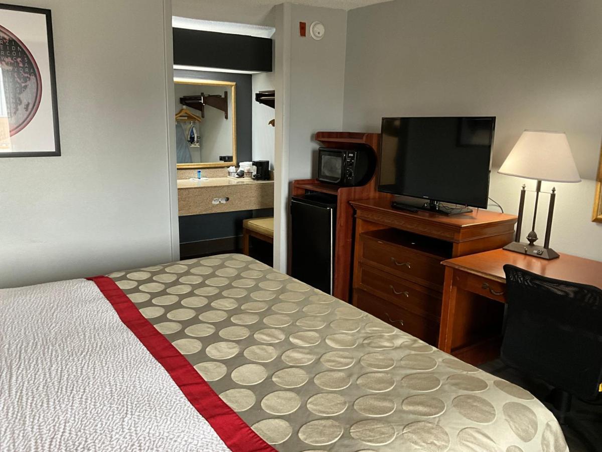 מלון Ramada By Wyndham מאקון מראה חיצוני תמונה